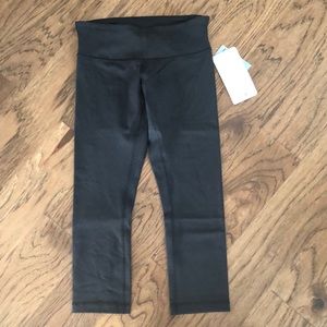 Lululemon wunder under crop